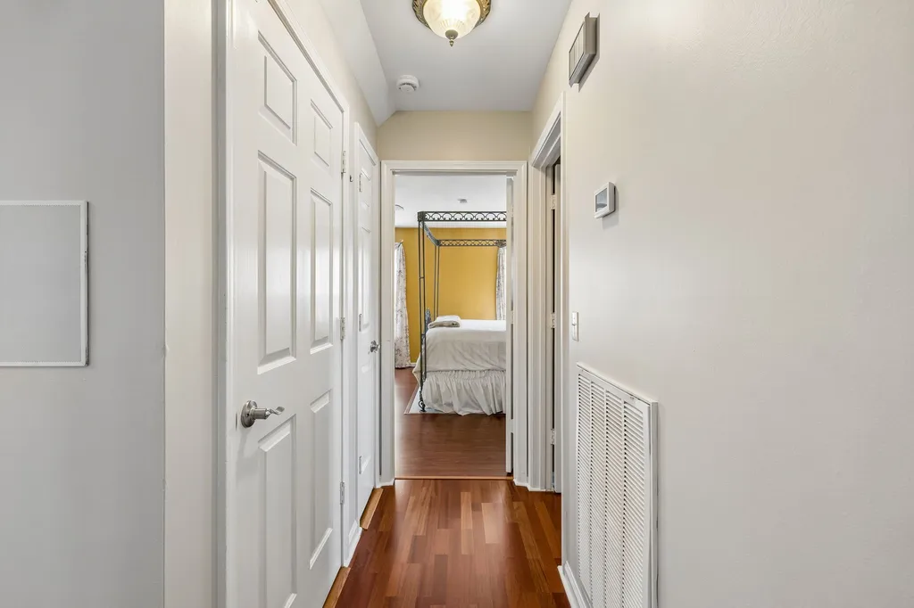 1105 Blythe Ct, E Nashville TN 37221