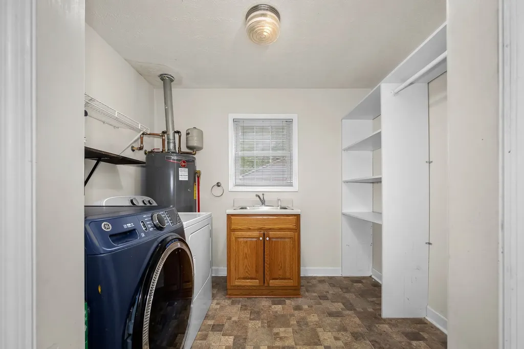 103 Thomas Street Manchester TN 37355