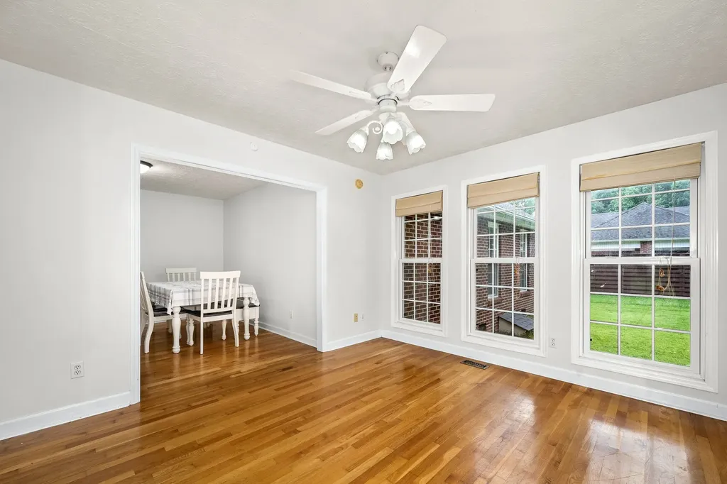 103 Thomas Street Manchester TN 37355
