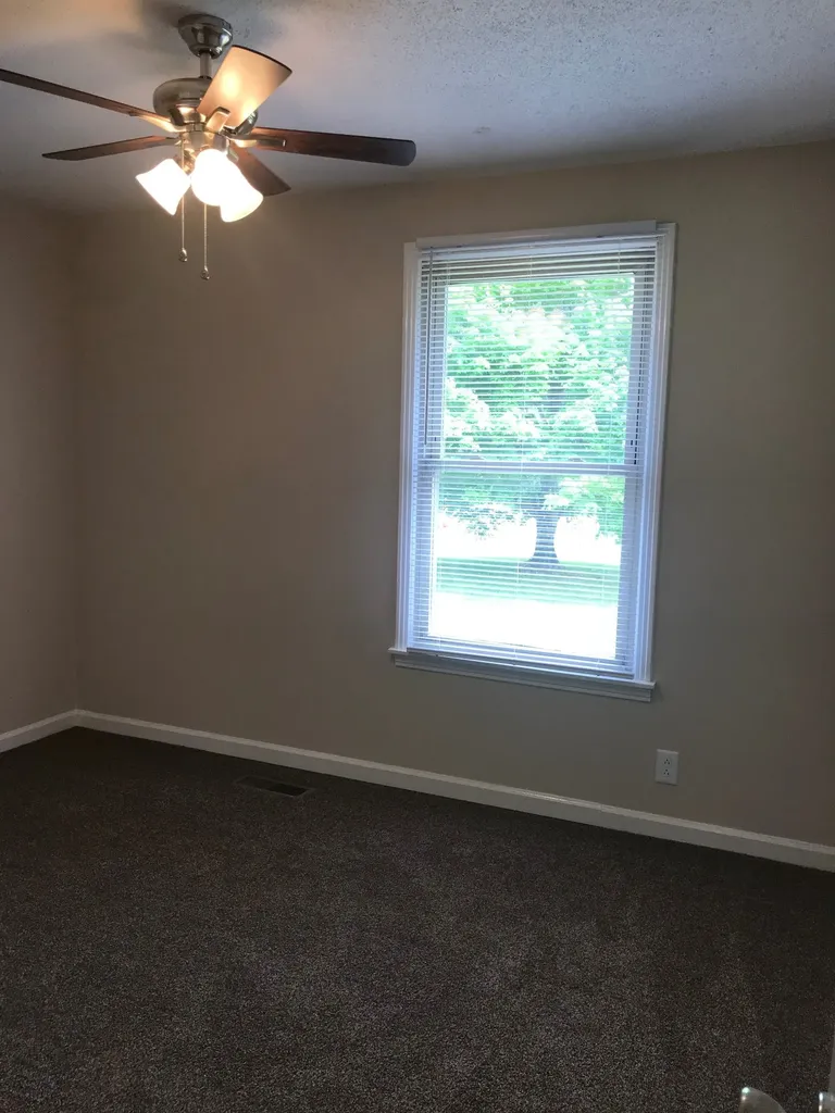 808 Bedford Drive Clarksville TN 37042