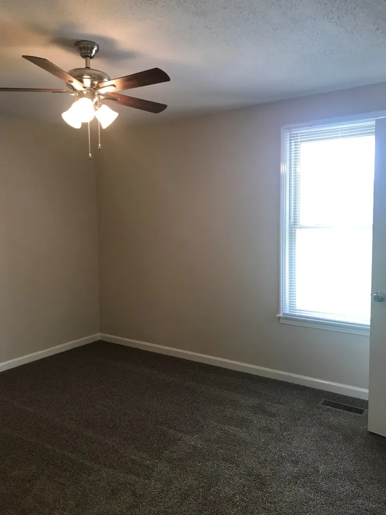 808 Bedford Drive Clarksville TN 37042