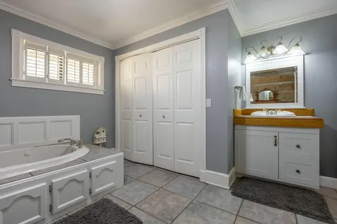 7286 Mullins Cove Road Whitwell TN 37397