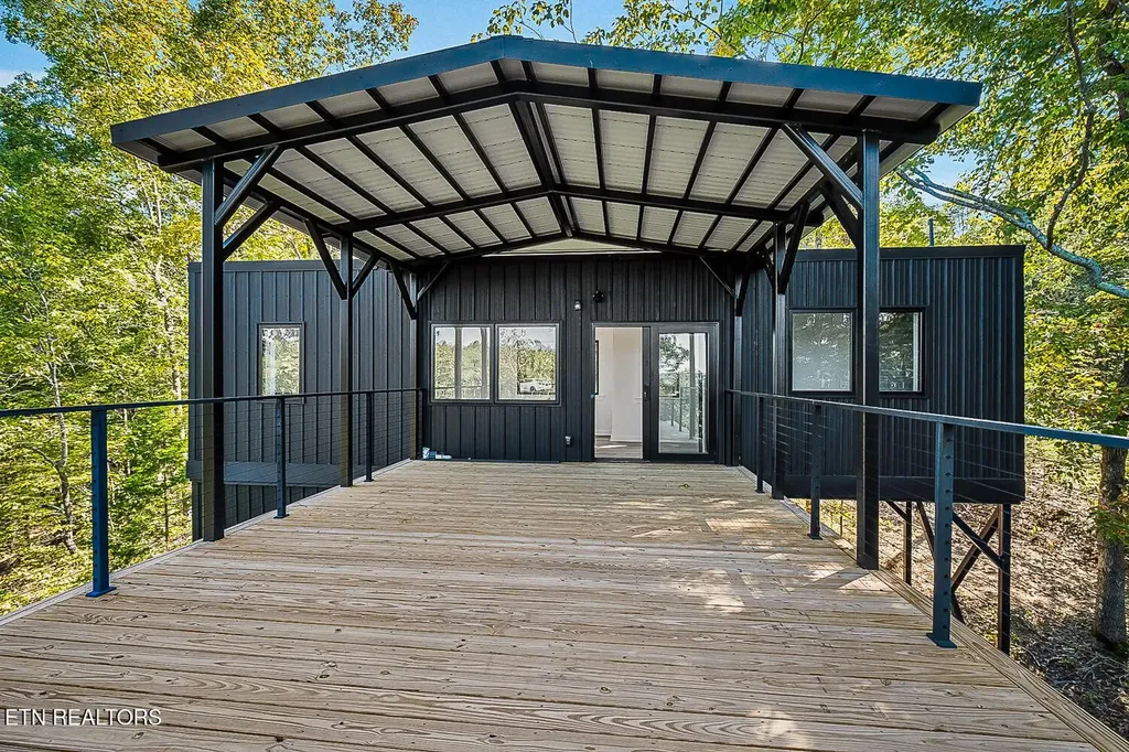 551 Soft Ridge Road Celina TN 38551