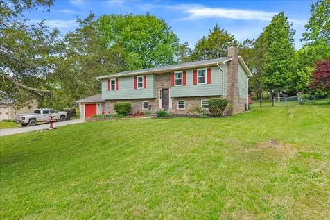 1305 Ridgeway Circle Athens TN 37303
