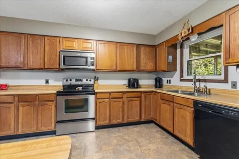 1305 Ridgeway Circle Athens TN 37303