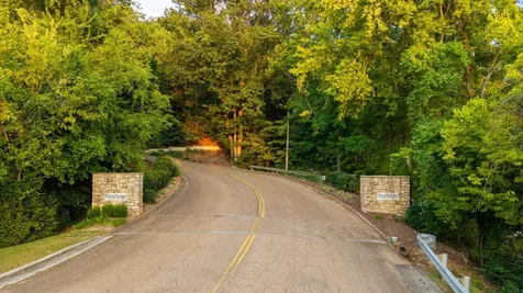4742 Buckingham Drive Chattanooga TN 37421