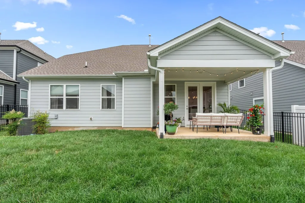 5032 Bridgemore Boulevard Murfreesboro TN 37129