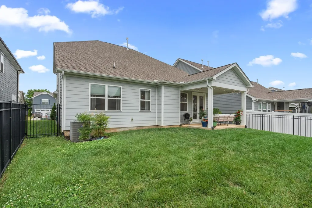 5032 Bridgemore Boulevard Murfreesboro TN 37129