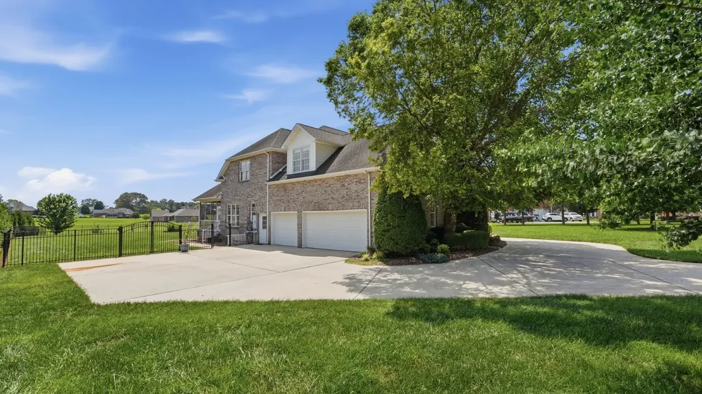 292 Ridgecrest Drive Winchester TN 37398
