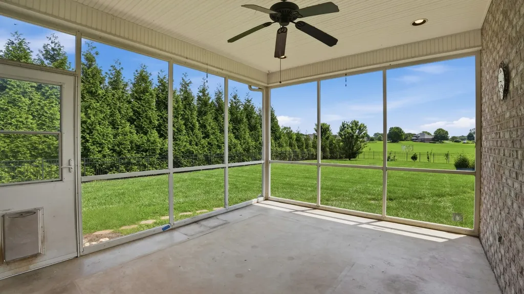 292 Ridgecrest Drive Winchester TN 37398