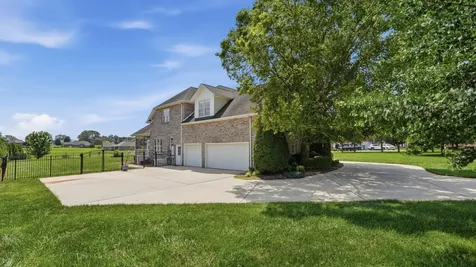 292 Ridgecrest Drive Winchester TN 37398