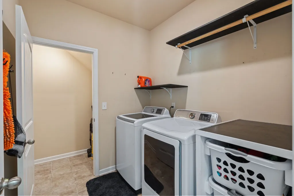 4063 Cannonsgate Lane Murfreesboro TN 37128