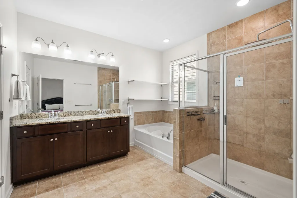 4063 Cannonsgate Lane Murfreesboro TN 37128