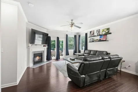 4063 Cannonsgate Lane Murfreesboro TN 37128