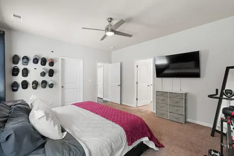 4063 Cannonsgate Lane Murfreesboro TN 37128