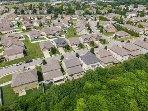 4063 Cannonsgate Lane Murfreesboro TN 37128