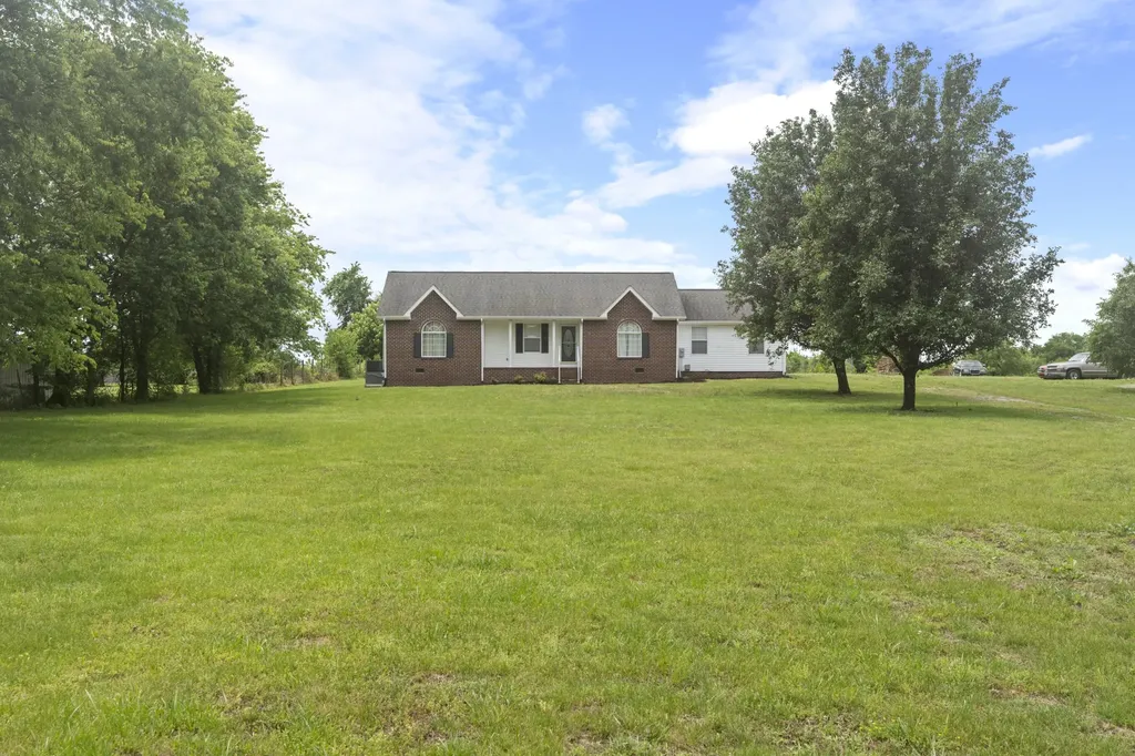 873 Rock Springs Road Castalian Springs TN 37031