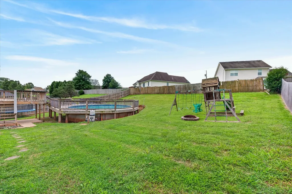 1356 Mountain Way Clarksville TN 37043