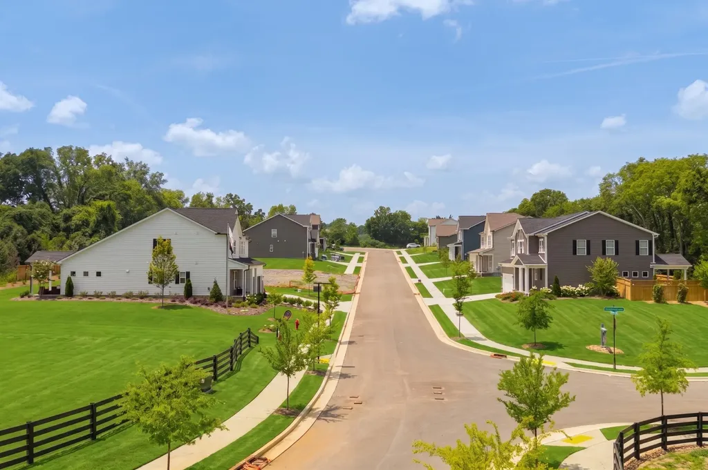 1104 Riverview Run Madison TN 37115
