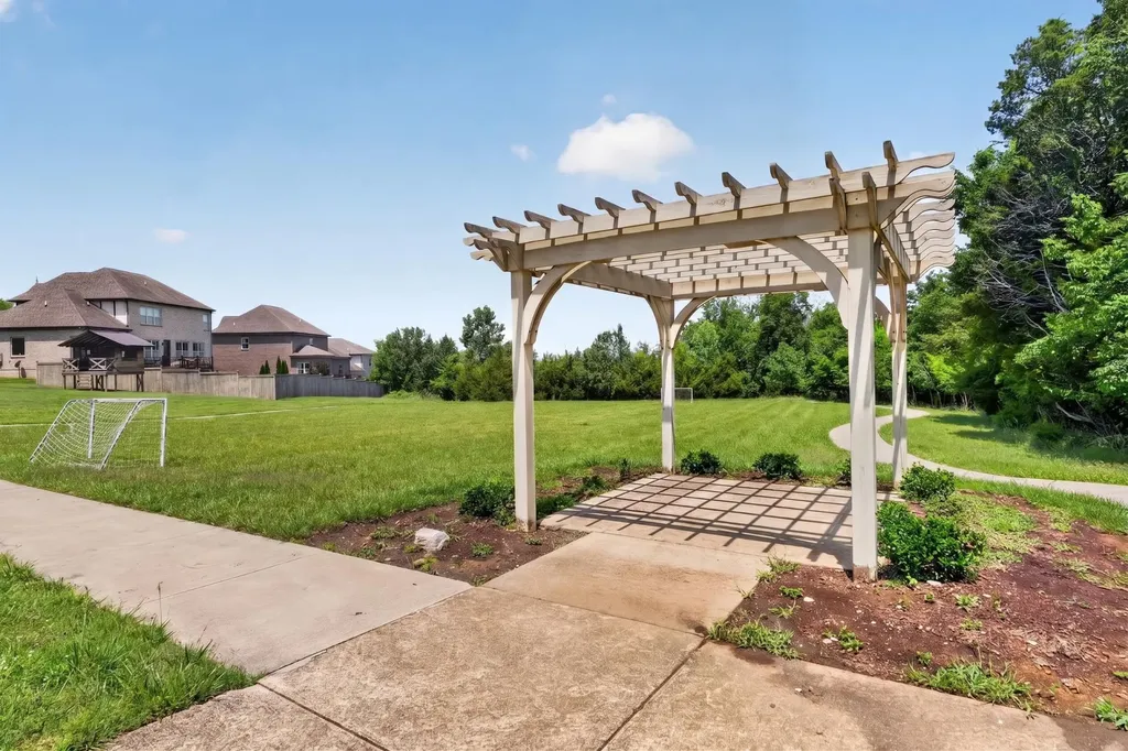 125 Ervin Street Hendersonville TN 37075