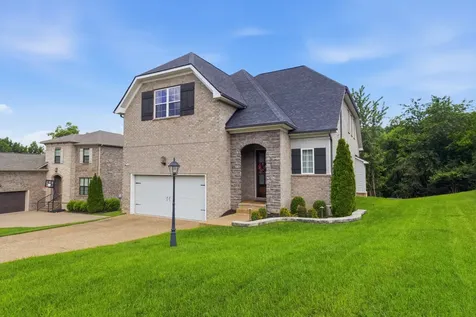 125 Ervin Street Hendersonville TN 37075