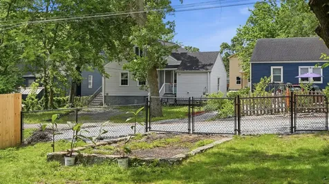 2202 Chamberlain Avenue Chattanooga TN 37404