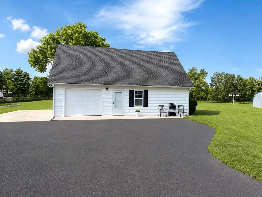 107 Candlewood Estate Shelbyville TN 37160