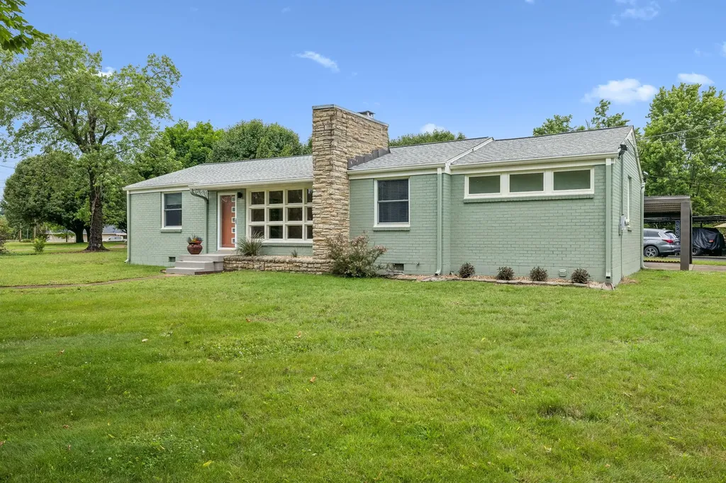 907 Joyce Lane Nashville TN 37216