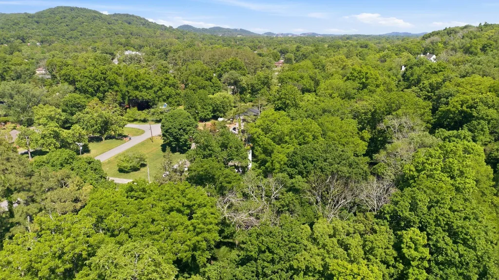 1909 Harpeth River Drive Brentwood TN 37027