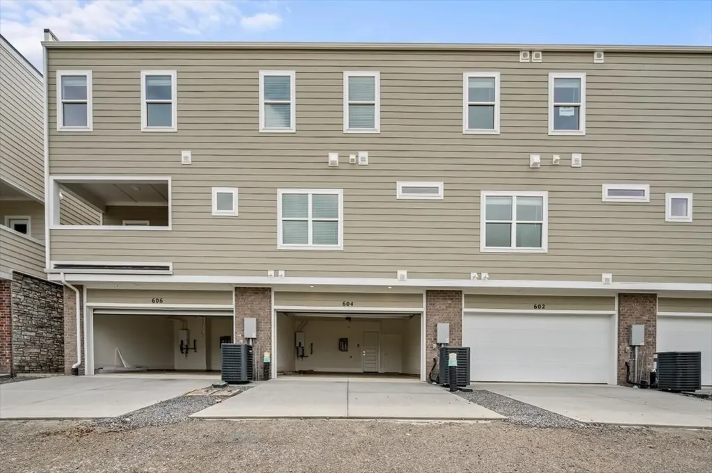 604 Summit Trail Nashville TN 37207