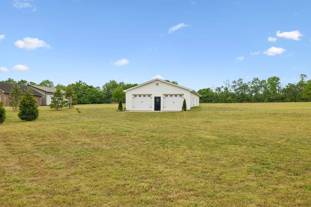 1930 Rock Springs Road Columbia TN 38401