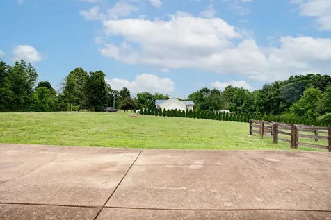 2233 Fall River Road Leoma TN 38468
