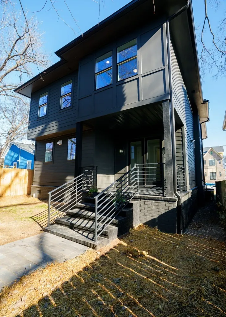 927 11th Ave, N Nashville TN 37208