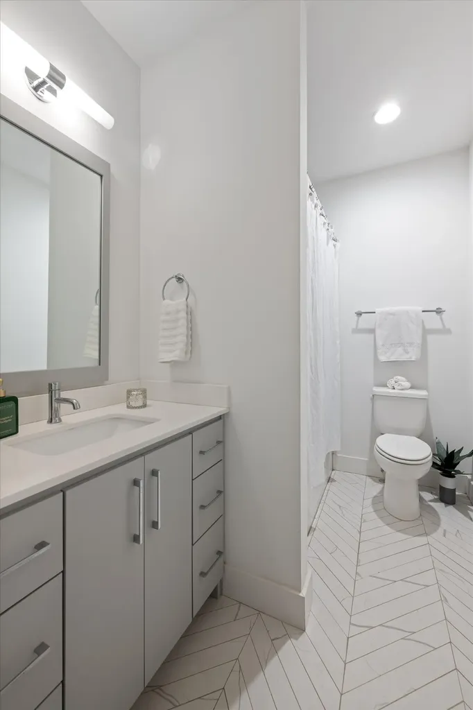 405 Avoca Street Nashville TN 37203