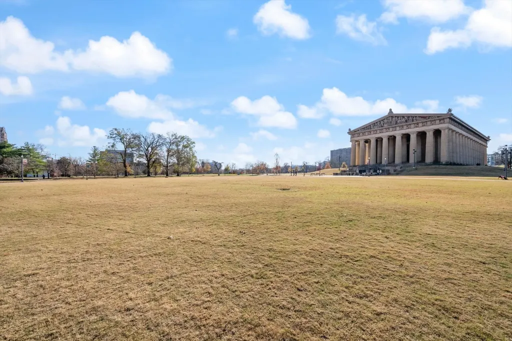 405 Avoca Street Nashville TN 37203