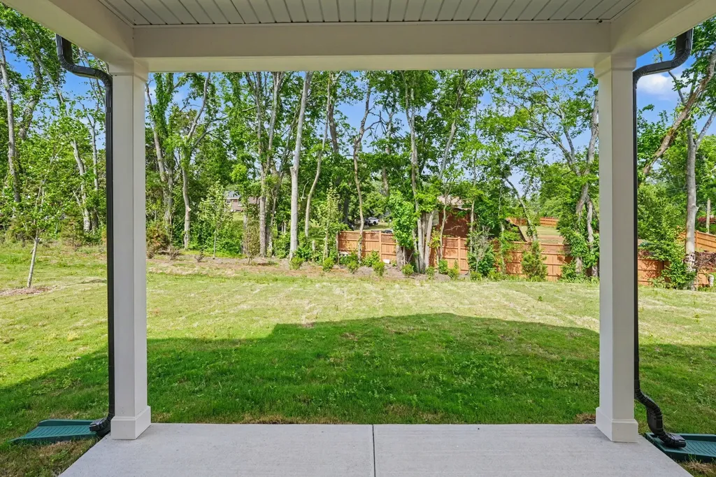 1013 Riverview Run Madison TN 37115
