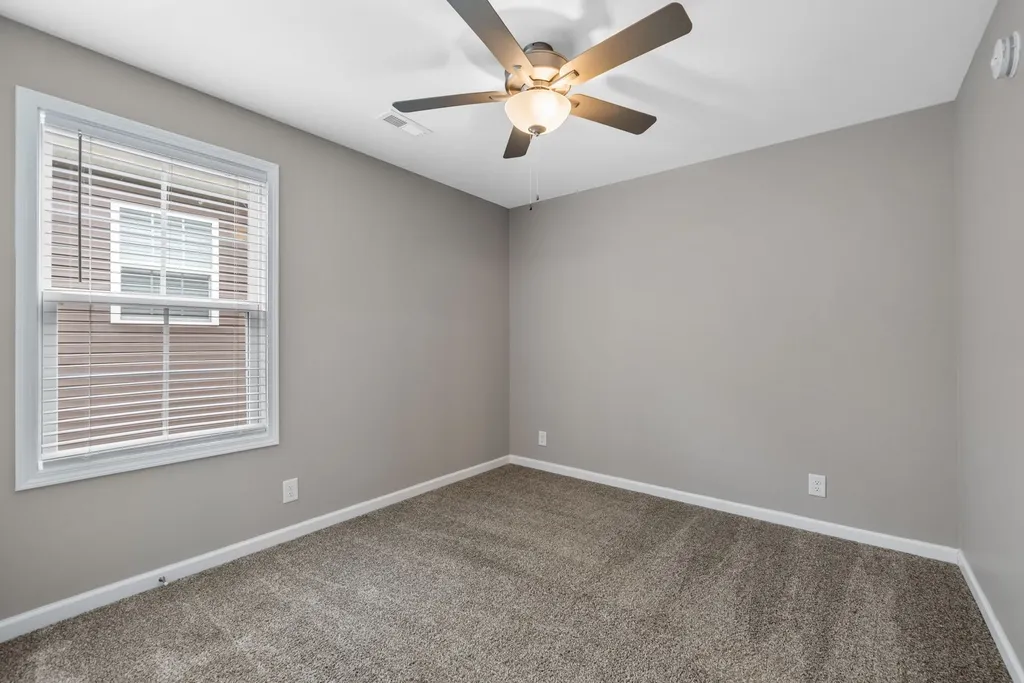 716 Perkins Avenue Clarksville TN 37040