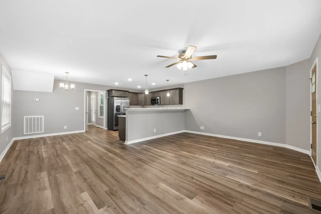 716 Perkins Avenue Clarksville TN 37040