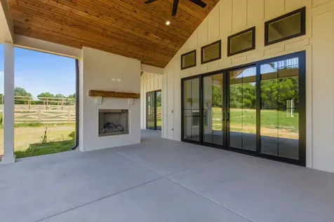 1526 Frye Road Columbia TN 38401