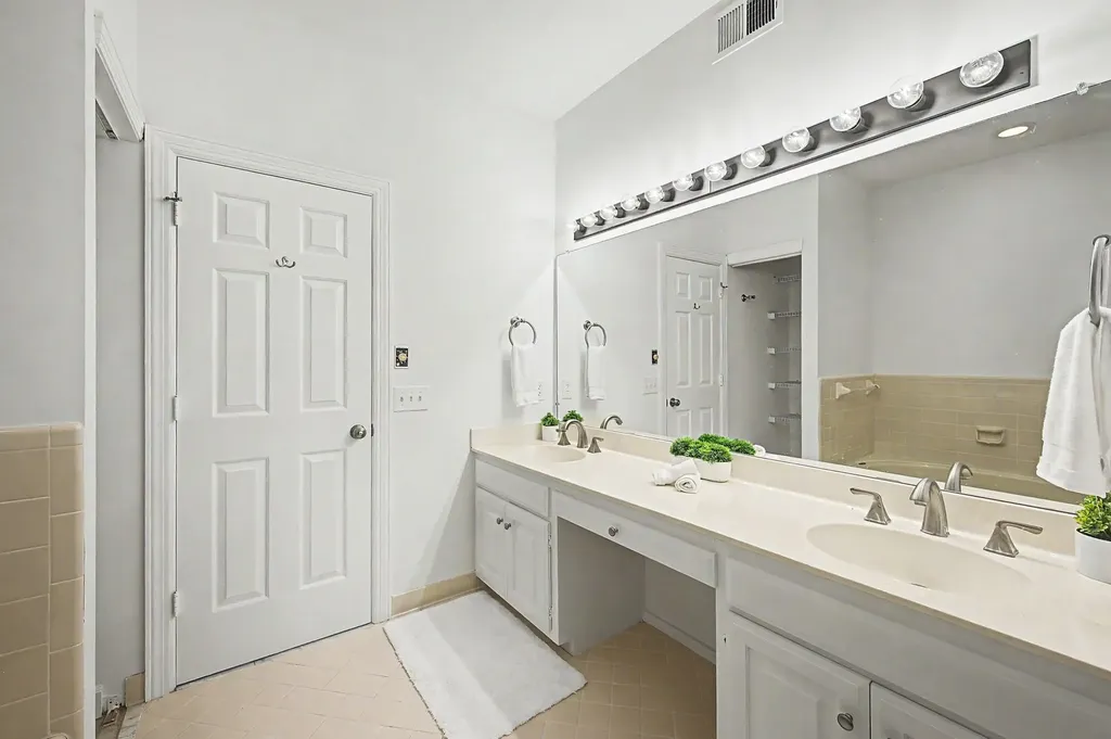 126 Forest Place Circle Nashville TN 37215