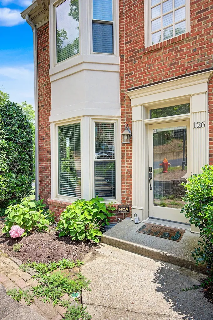 126 Forest Place Circle Nashville TN 37215