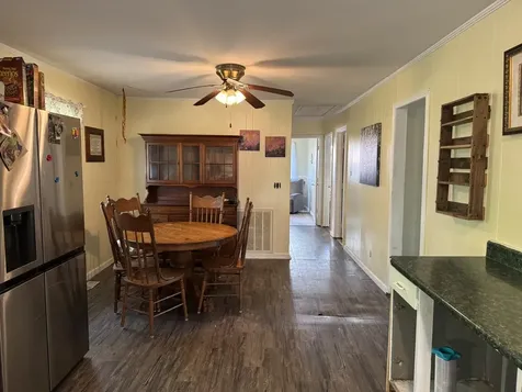 479 Carman Avenue New Johnsonville TN 37134