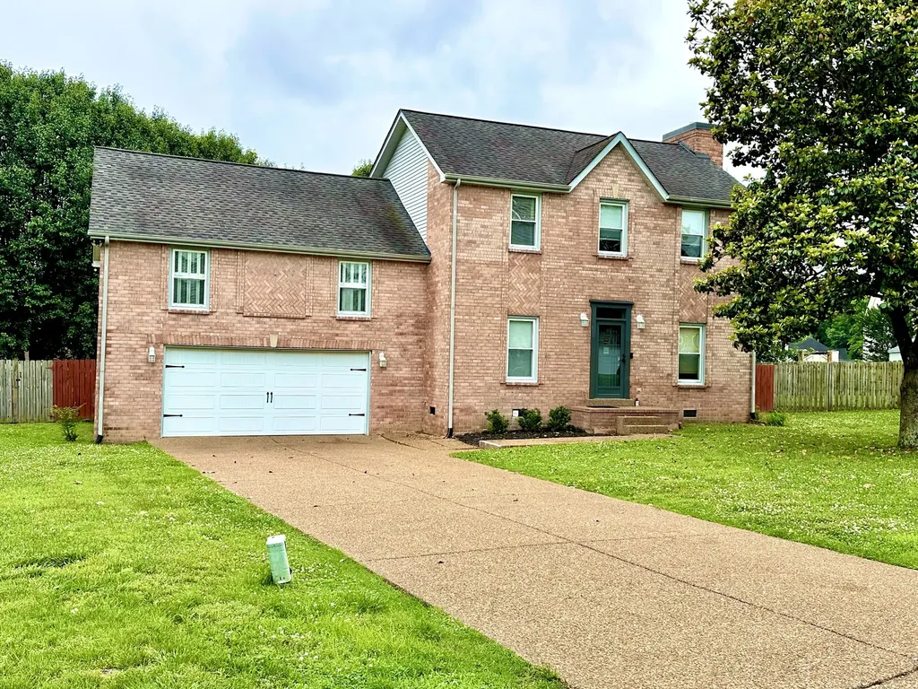1816 Elizabeth Court Spring Hill TN 37174
