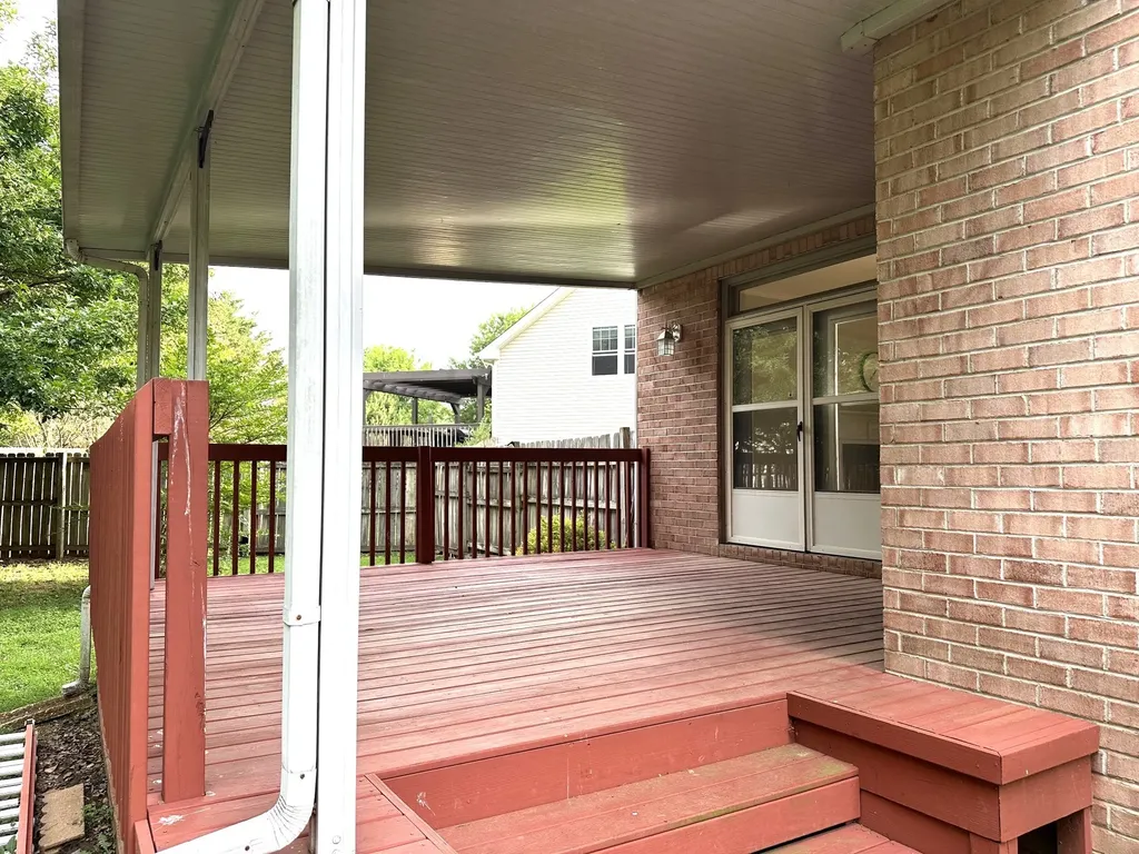 1816 Elizabeth Court Spring Hill TN 37174
