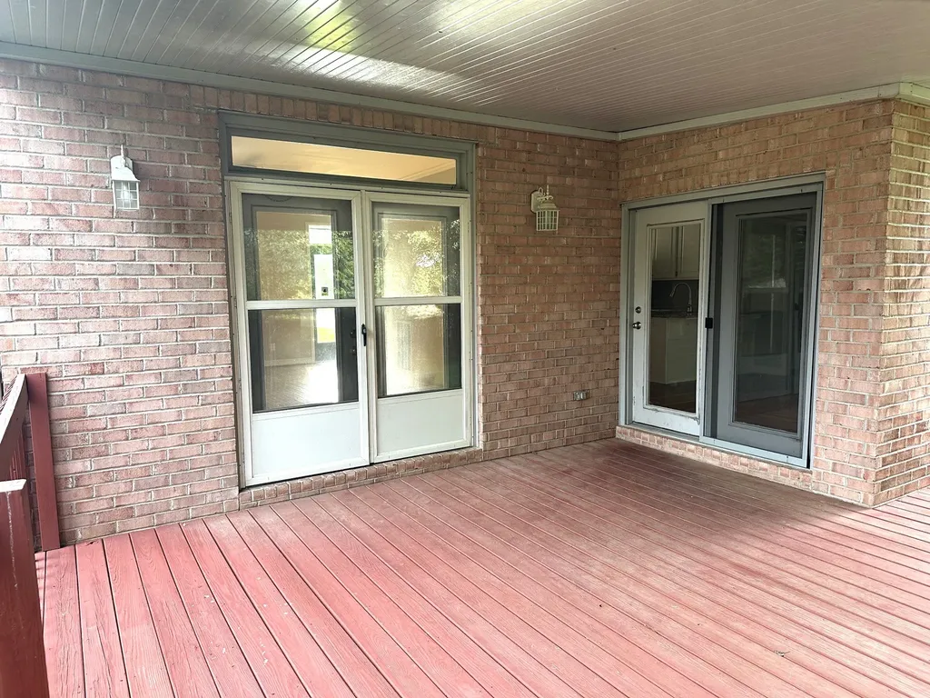 1816 Elizabeth Court Spring Hill TN 37174