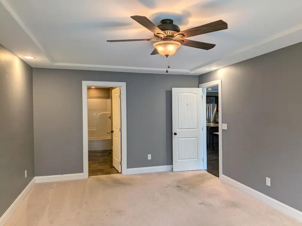 181 Mountain Breeze Avenue Dayton TN 37321
