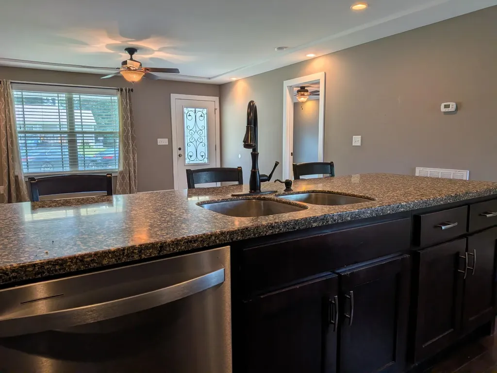 181 Mountain Breeze Avenue Dayton TN 37321