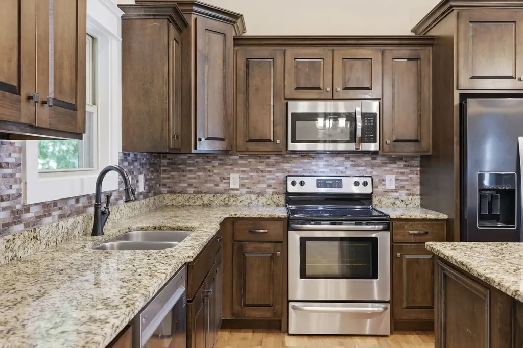 2065 Stratford Lane Greenbrier TN 37073