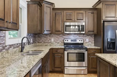 2065 Stratford Lane Greenbrier TN 37073