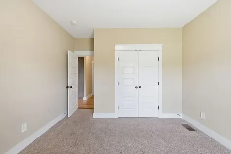 2065 Stratford Lane Greenbrier TN 37073